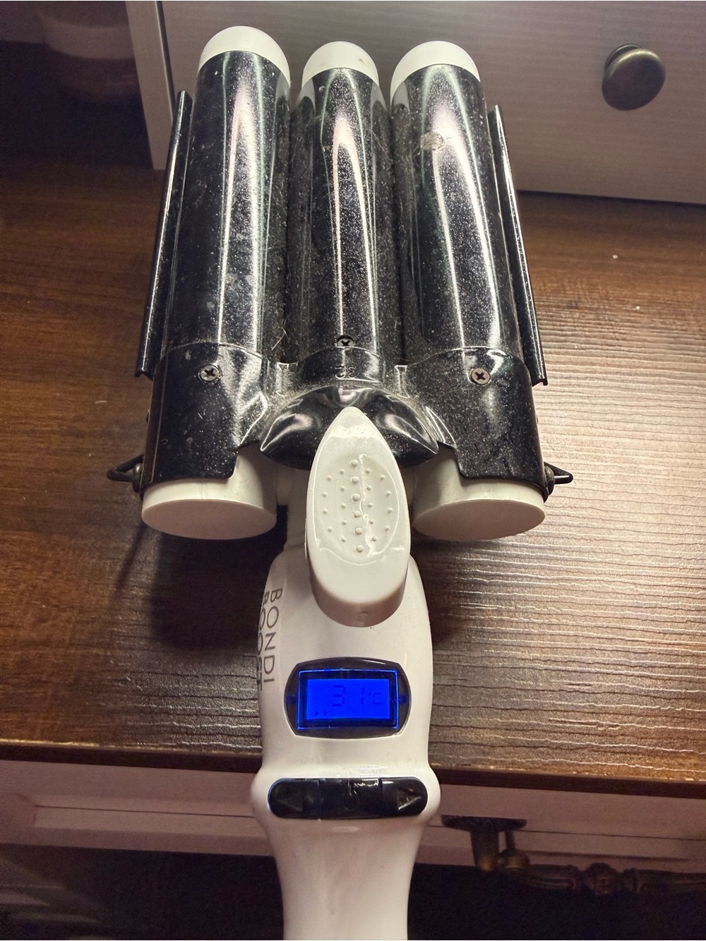 3-Barrel Hair Waver / Curling Iron